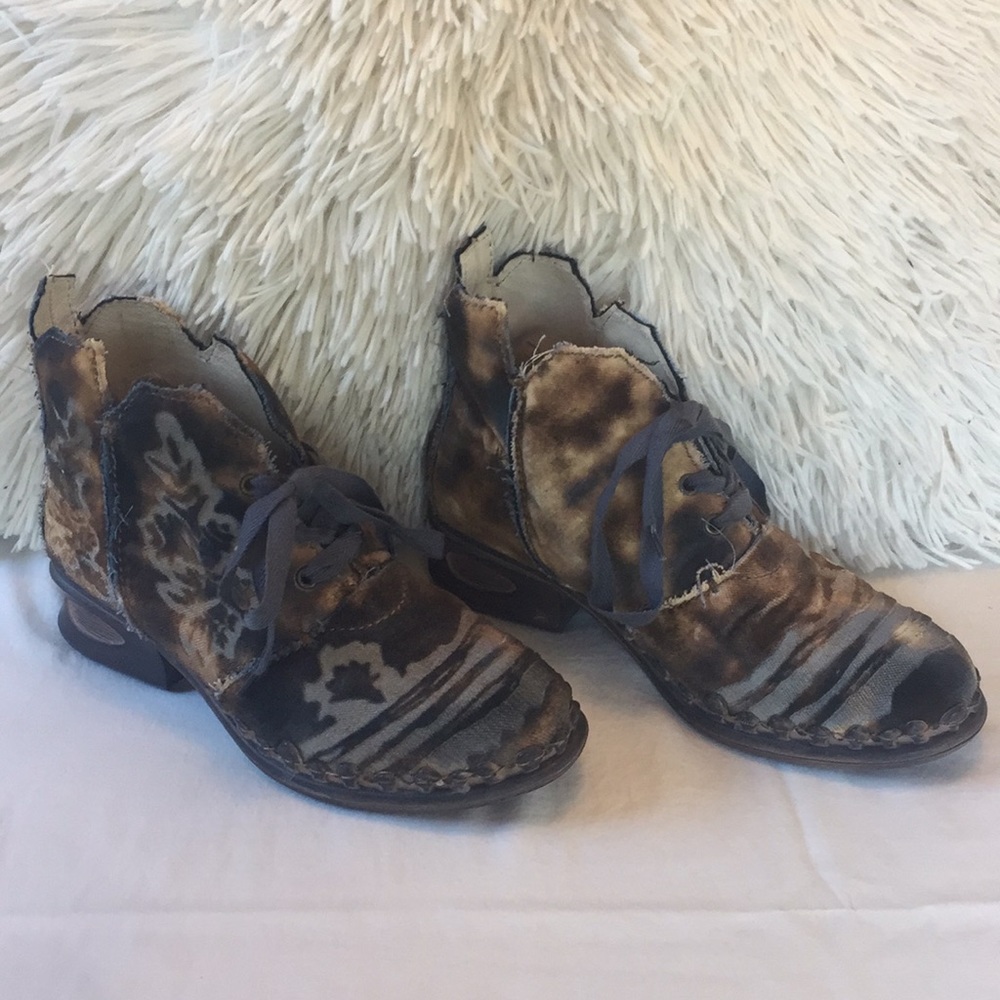 Rovers booties, size 38/ fits like size 7